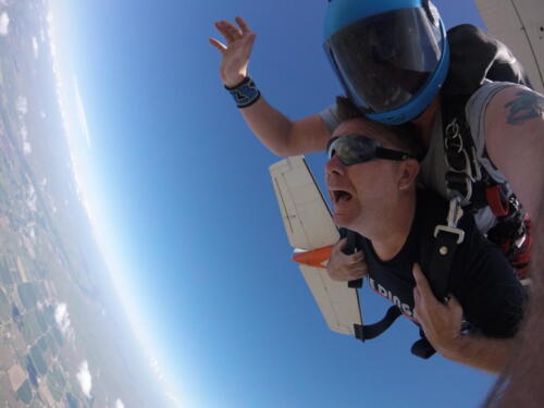 Sky Diving 