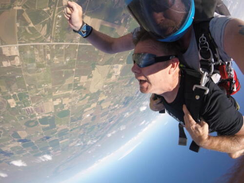 Sky Diving 