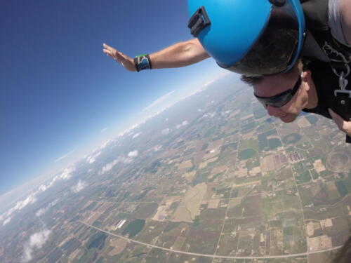 Sky Diving 