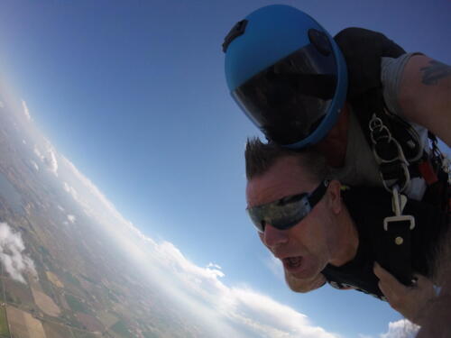 Sky Diving 