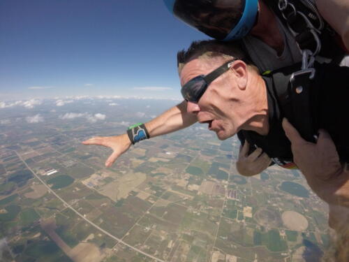 Sky Diving 