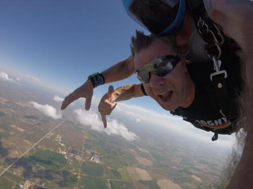 Sky Diving 