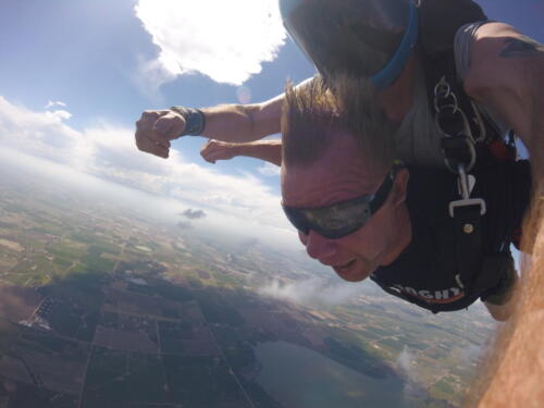 Sky Diving 